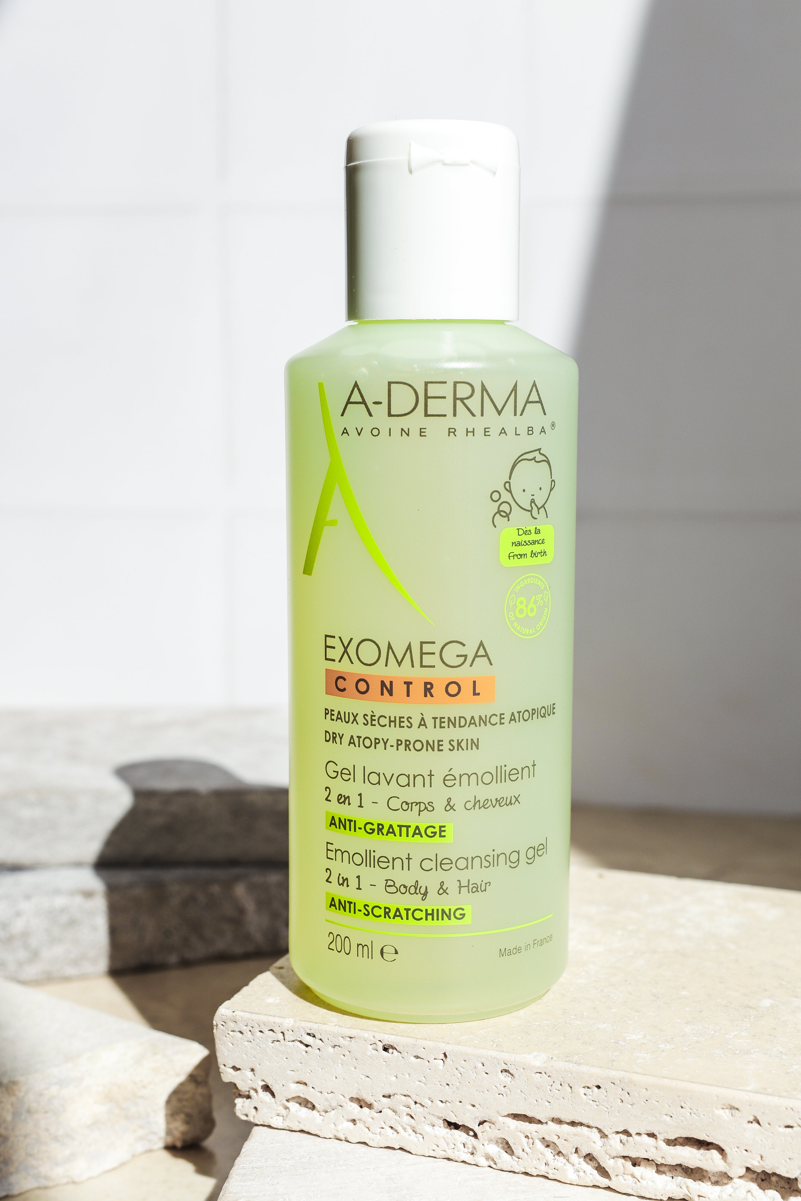 A derma Exomega gel de beb 2 En 1 Romanamx